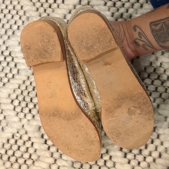 Gold sequin lace up shoes size 35 - Picture 4 of 6